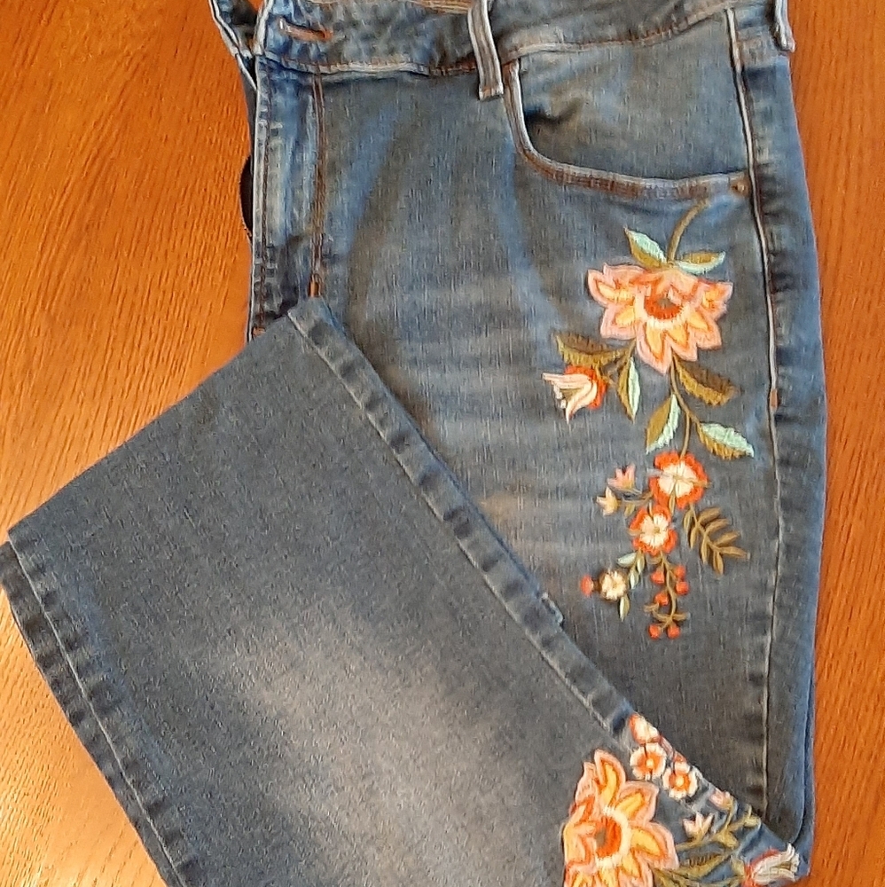 Old Navy Rockstar floral jeans